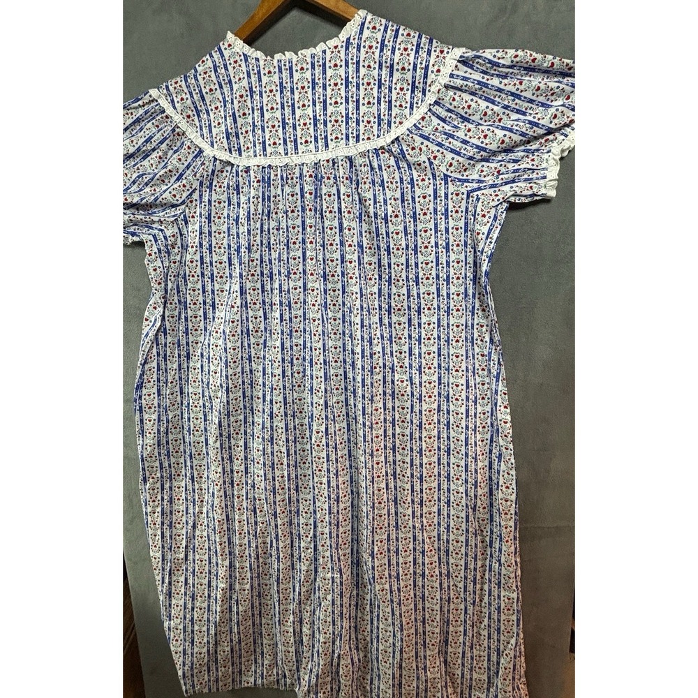 EUC Lanz of Salzburg Flannel Nightgown Red Heart Blue Floral Prairie Gown 2XL - Picture 9 of 9